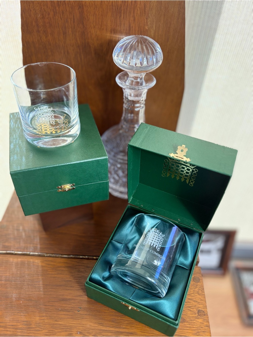 Set Of 2 Royal Scot House Of Commons Whiskey Glasses Individually Boxed